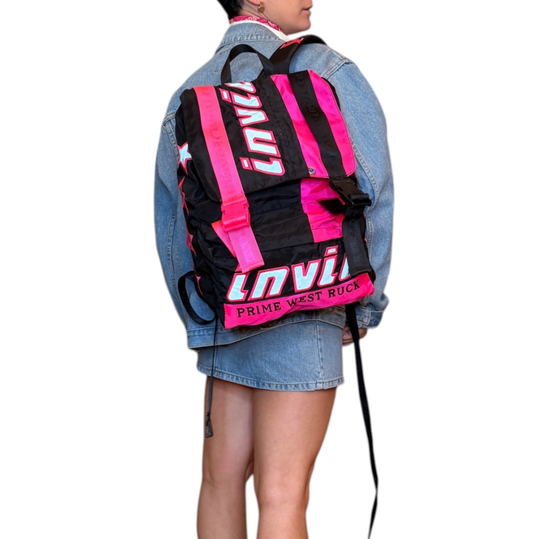 Zaino Invicta nero e fucsia