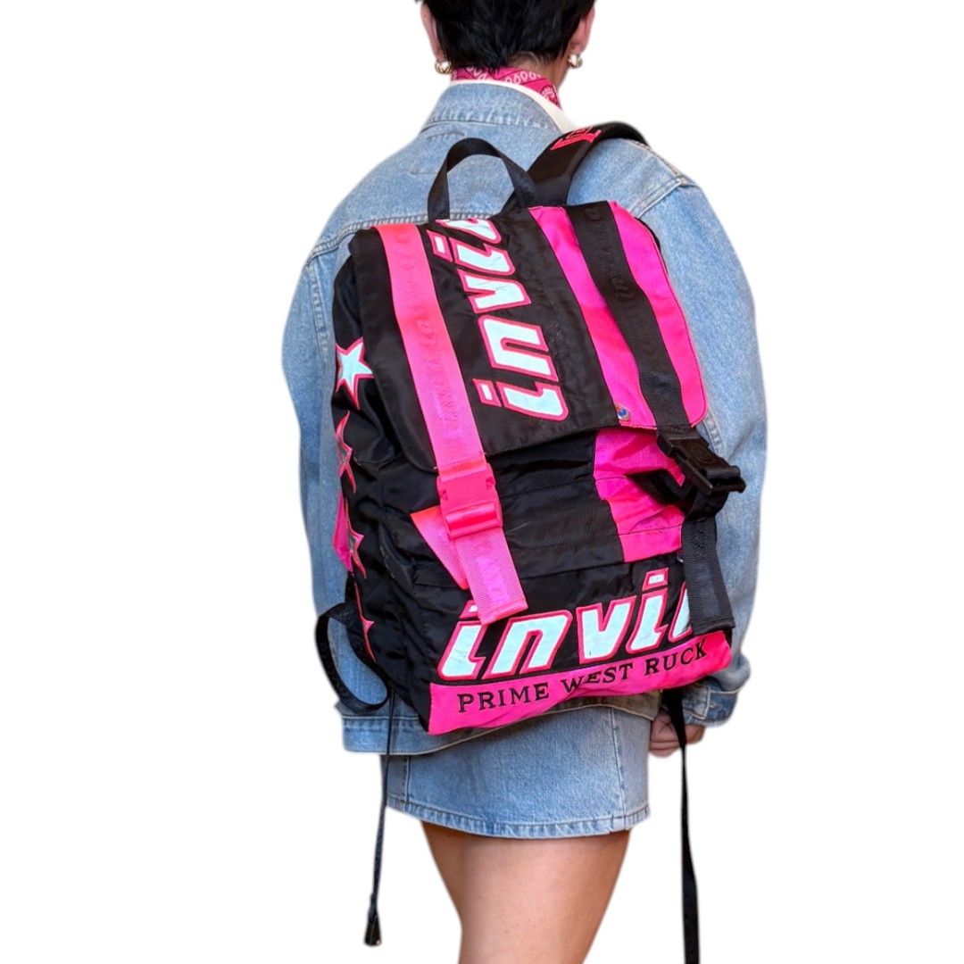 Zaino Invicta nero e fucsia