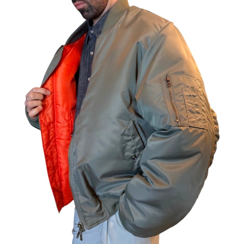 Bomber vintage verde militare