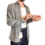 Camicia vintage grigia a fiori