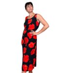 Abito vintage nero con fiori rossi