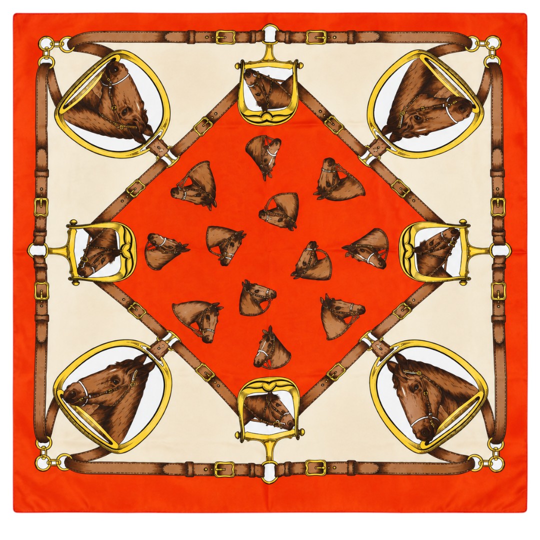 ChatGPT Image 25 set 2026, 16_49_04 Foulard vintage rosso con catene