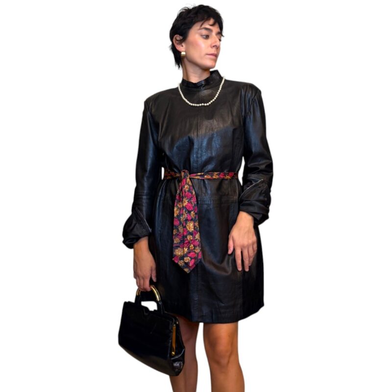 Abito in vera pelle nero con spalline