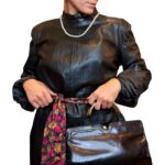 Abito in vera pelle nero con spalline