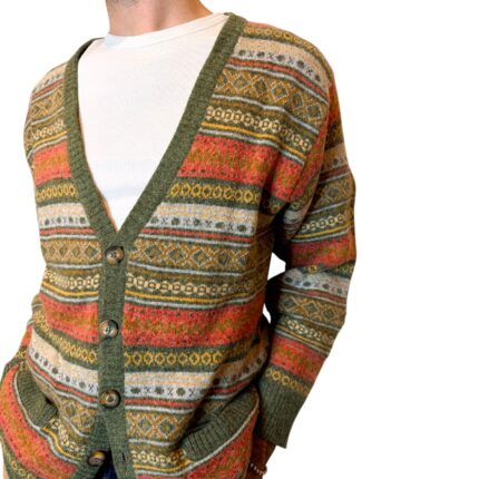 Cardigan vintage con bottoni