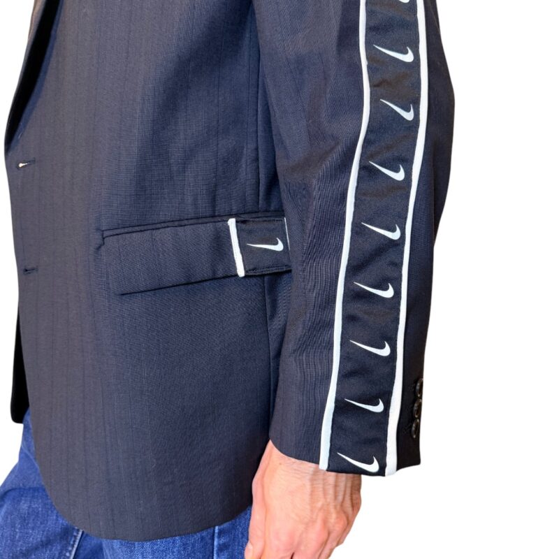 Vintage Groove Upcycling - Blazer nero - inserti Nike logo