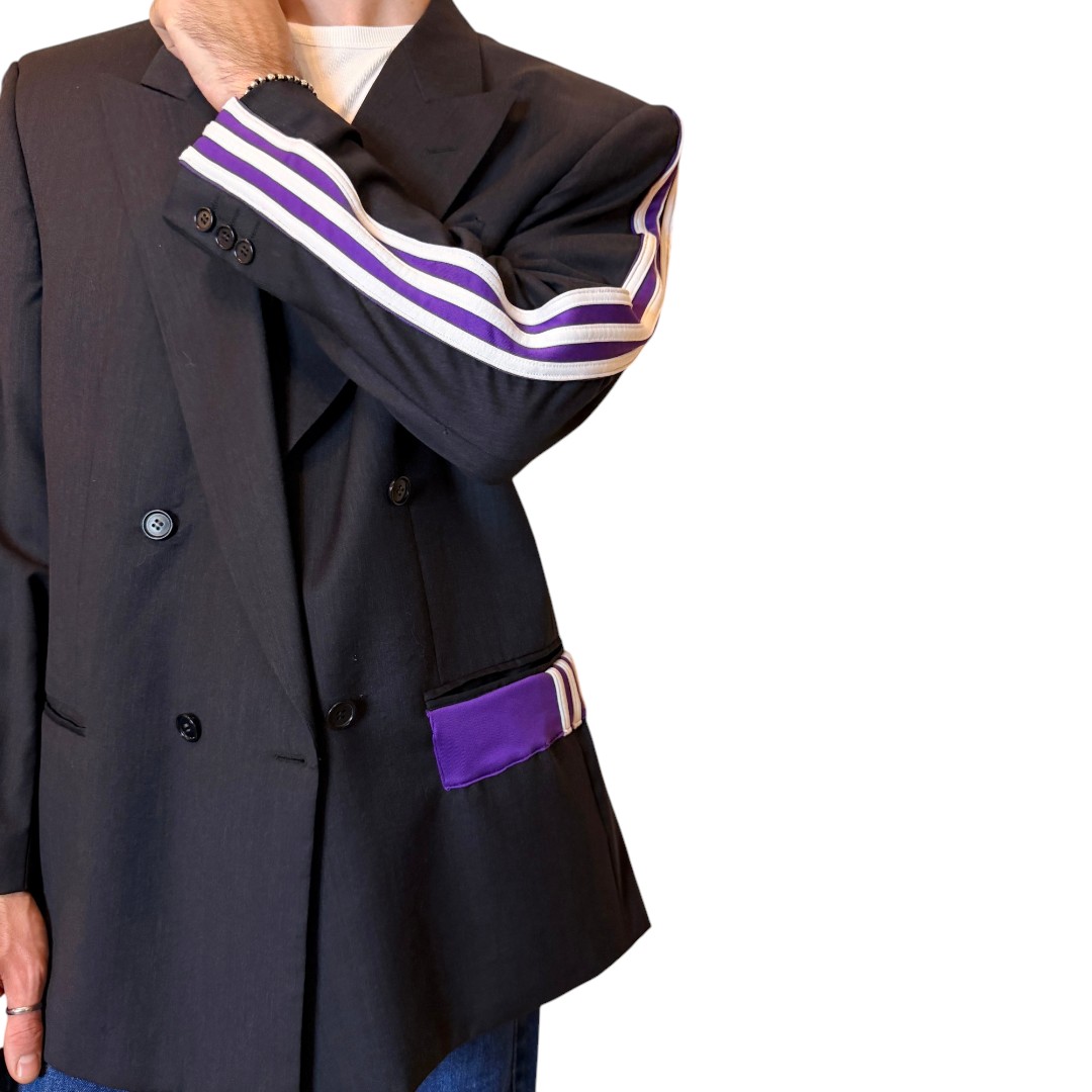 VIOLA UOMO (5) Vintage Groove Upcycling - Blazer grigio scuro - inserti Adidas viola